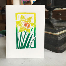 Load image into Gallery viewer, Hand Printed Greetings Card Linocut Daffodils by Kate Guy Prints