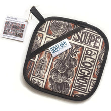 Load image into Gallery viewer, French Onion Soup illustrated recipe pot holder lino cut by Kate Guy
