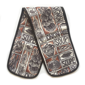 French Onion Soup illustrated recipe organic cotton double oven glove lino cut by Kate Guy